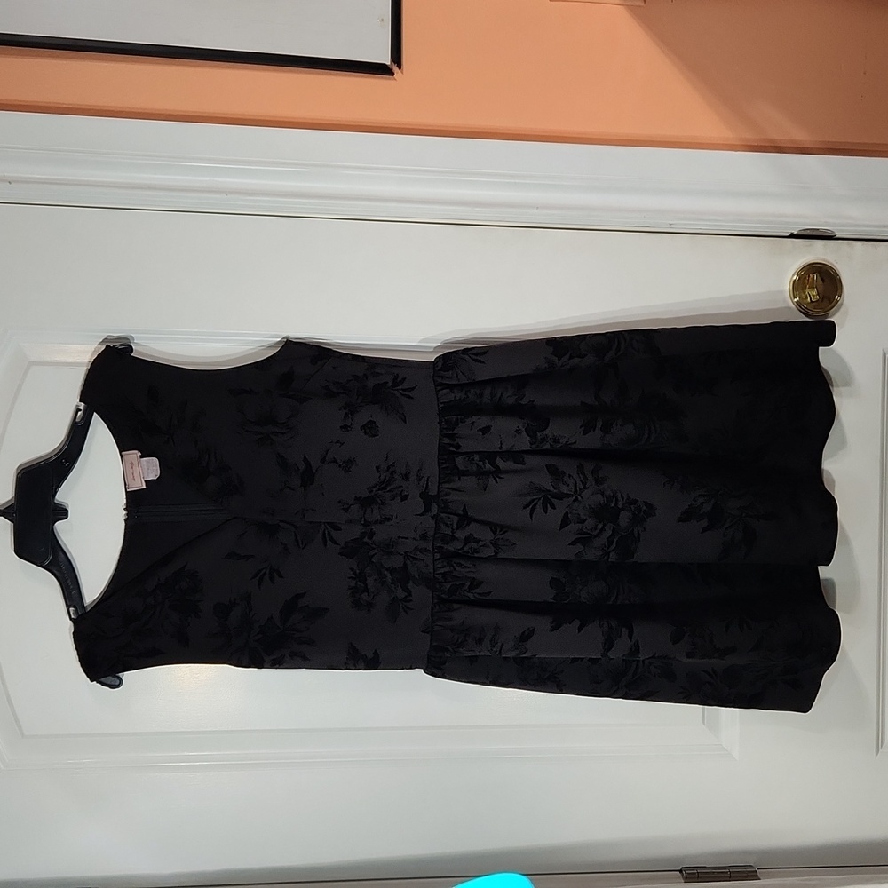 Love..Ady Black Raised Velvet Floral Sleeveless Dressy Midi Dress LGirls